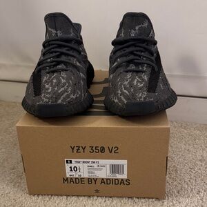 Adidas Yeezy Boost 350 V2 Gray and Black Shoes